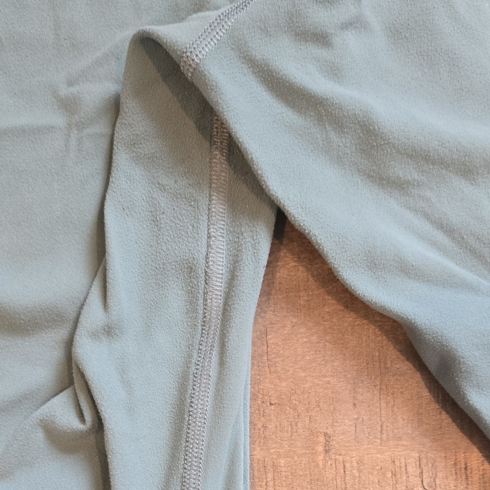 lululemon Align Pocket 7/8 Green Leggings - Picture 3 of 3